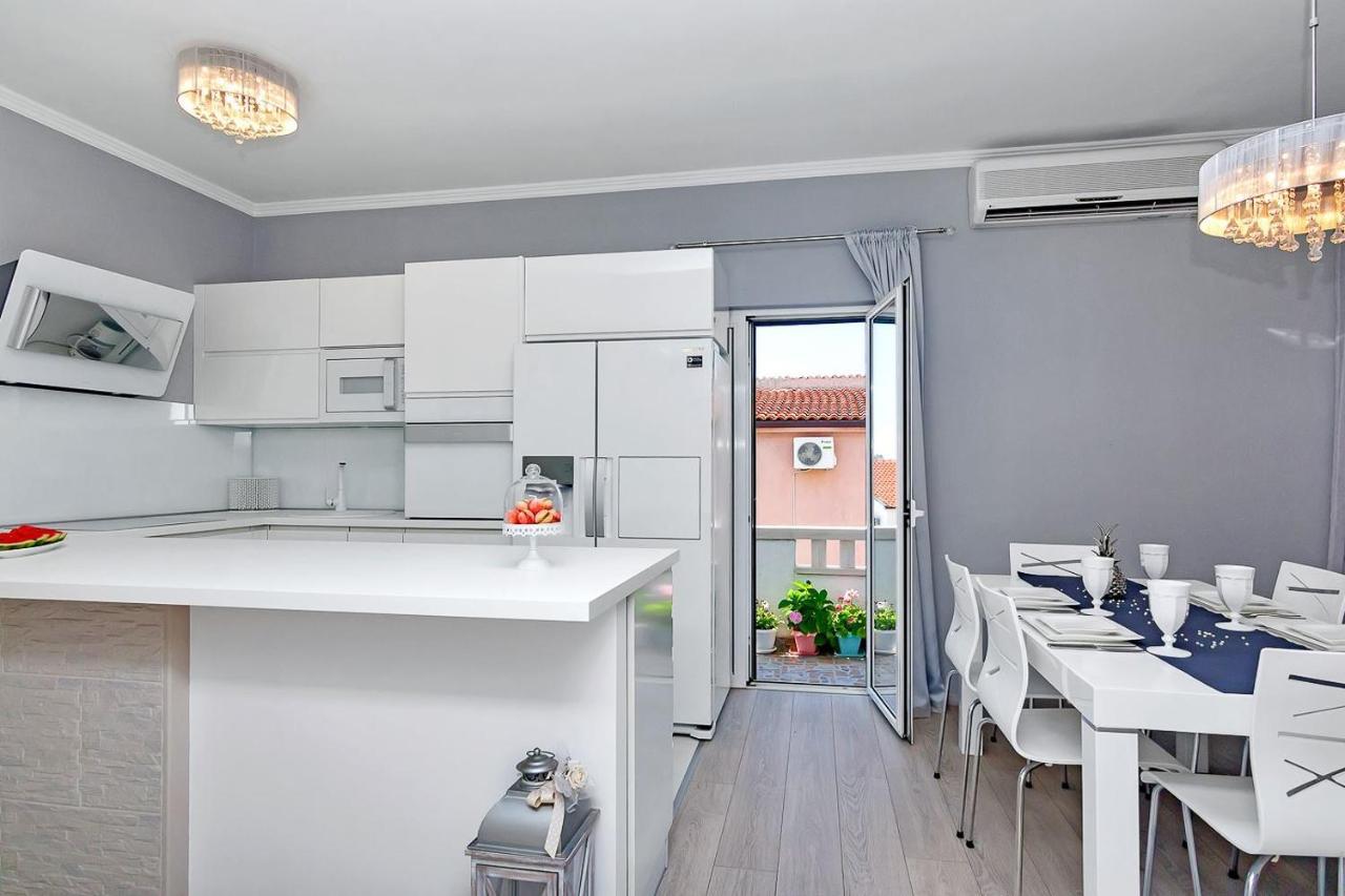 Apartments Gisela Makarska Exterior photo