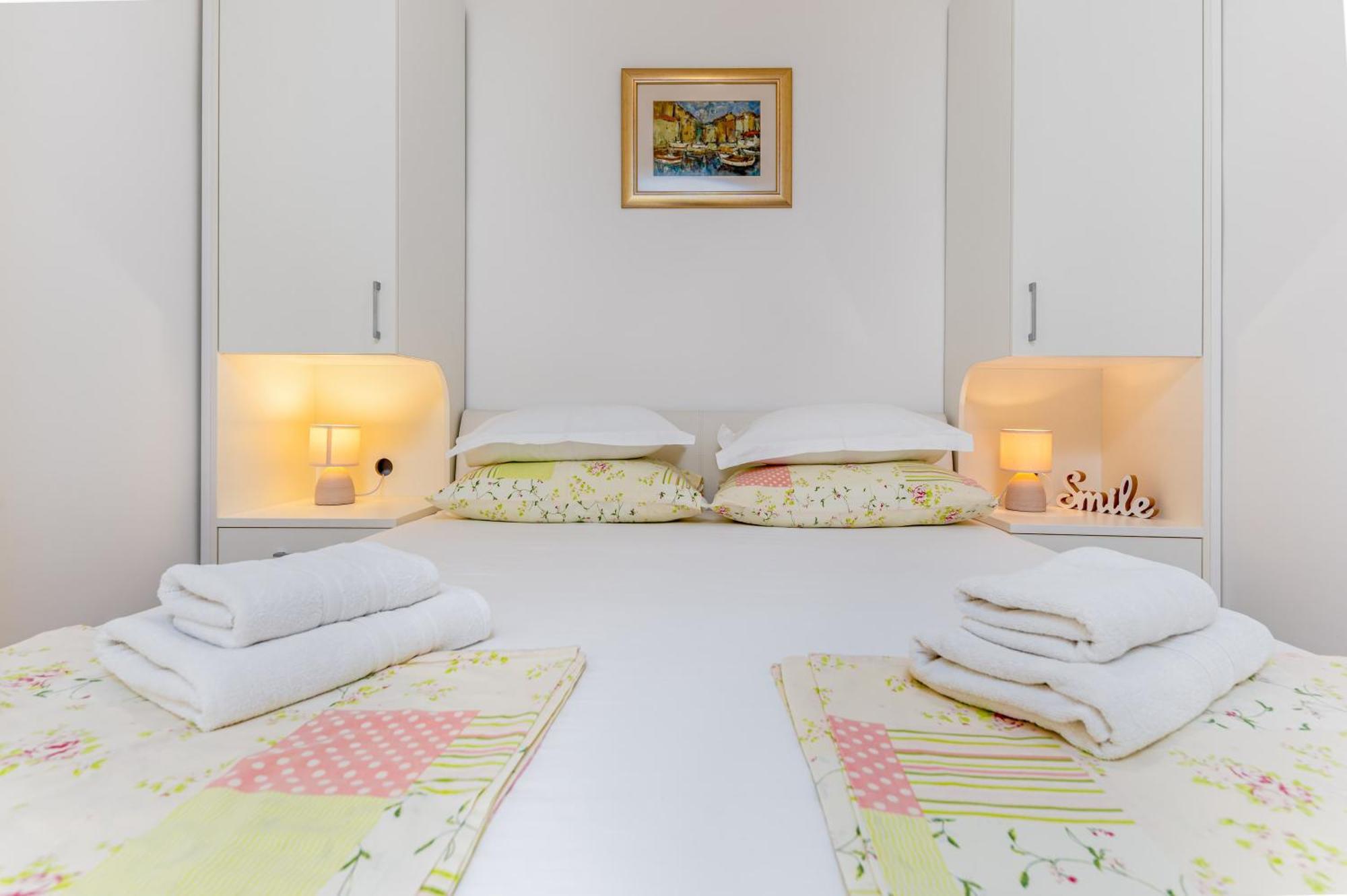 Apartments Gisela Makarska Room photo
