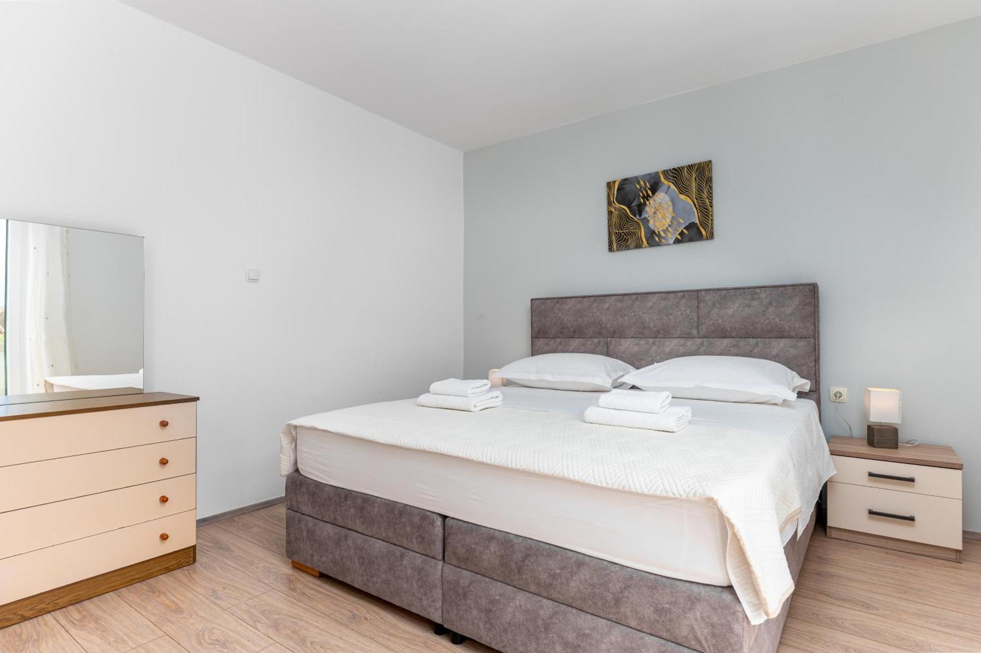 Apartments Gisela Makarska Room photo