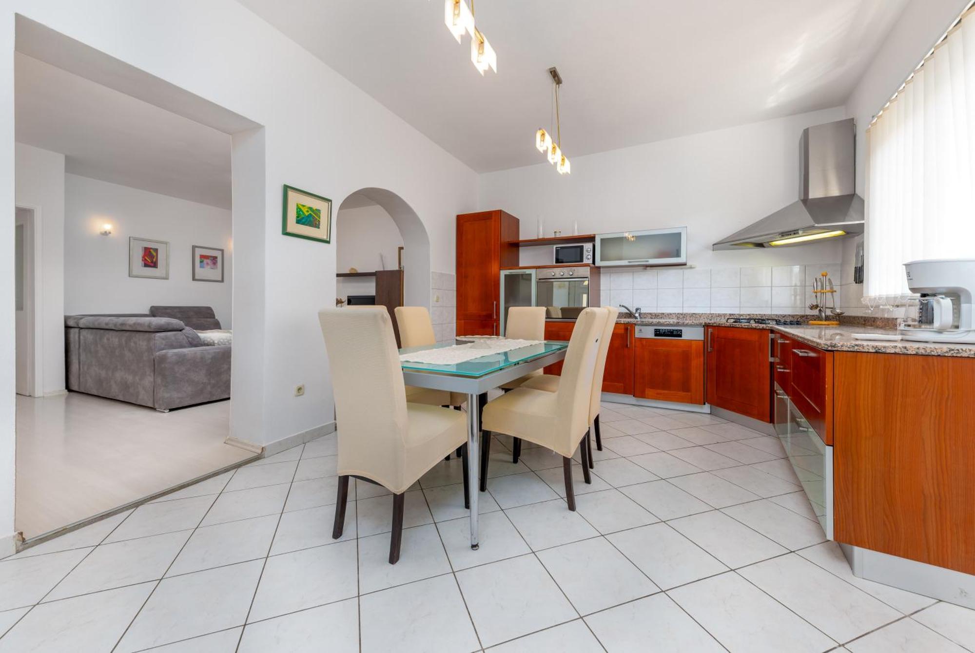 Apartments Gisela Makarska Room photo