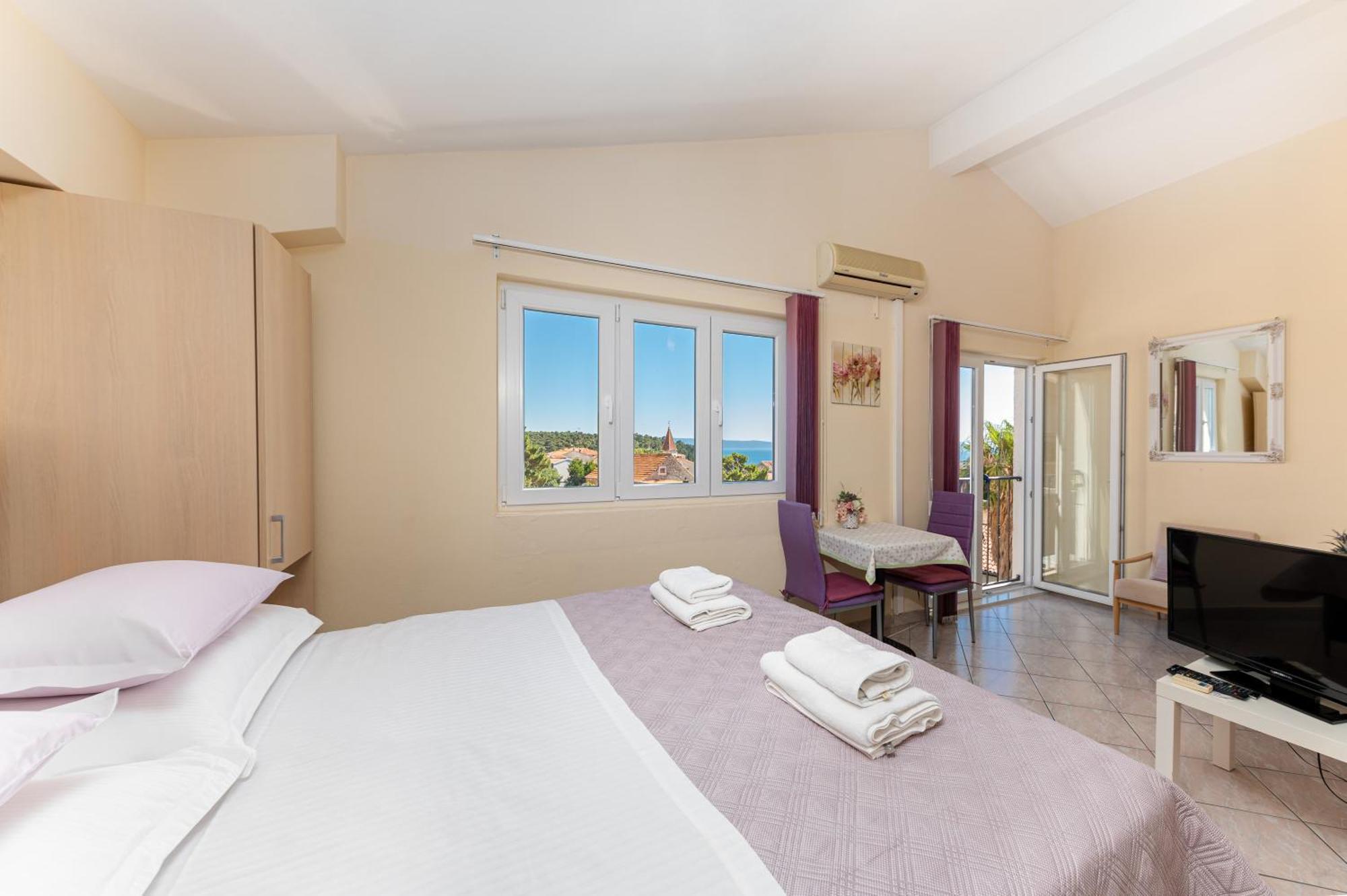 Apartments Gisela Makarska Room photo