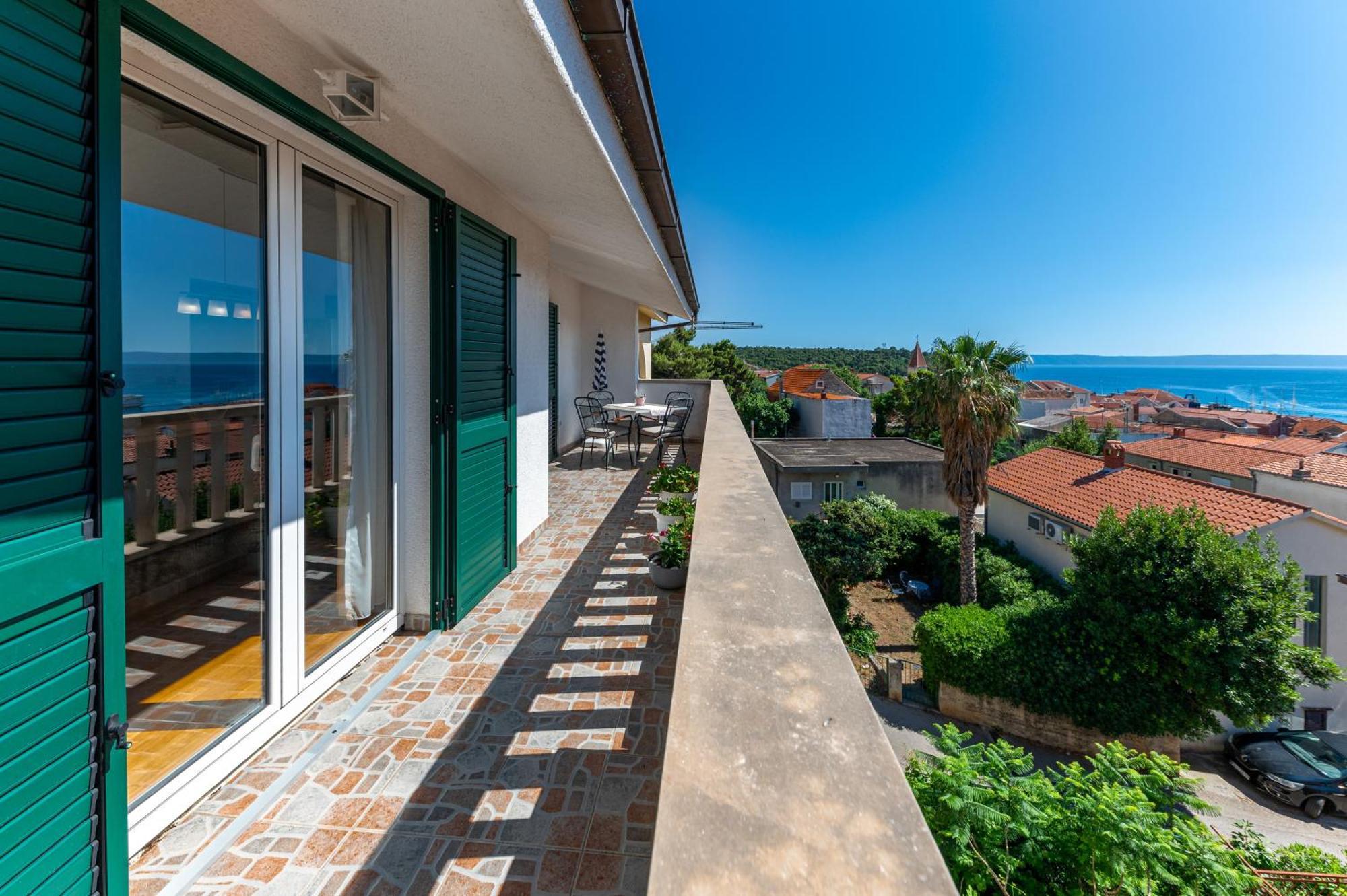 Apartments Gisela Makarska Exterior photo